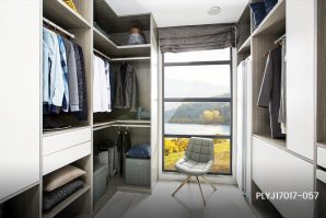 White and Grey Galley Walk in Closet PLYJ17017-057